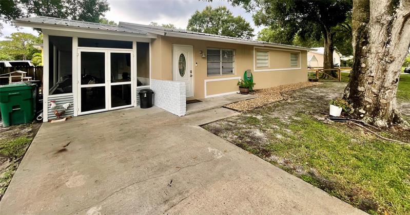 Details for 777 36th Ter, Okeechobee, FL 34974