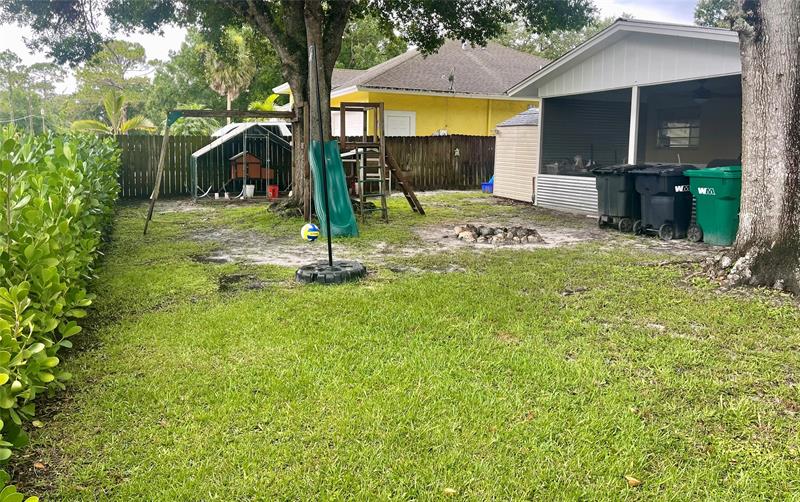 Image 8 of 22 For 777 36th Ter