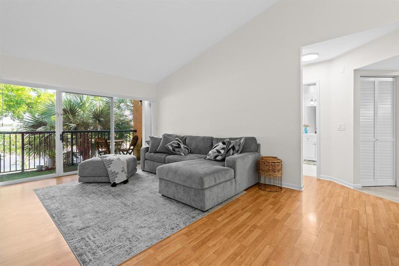 Image 5 of 58 For 8851 Wiles Rd  305