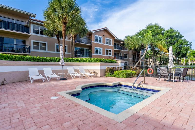 Image 53 of 58 For 8851 Wiles Rd  305