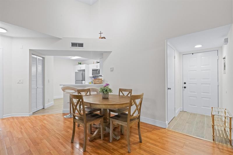 Image 9 of 58 For 8851 Wiles Rd  305