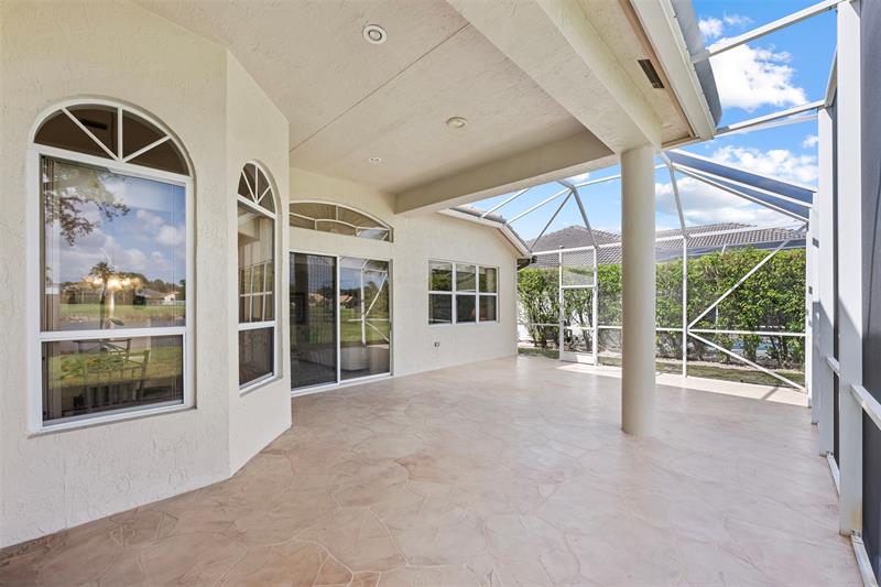 Image 24 of 32 For 10307 Lexington Estates Blvd