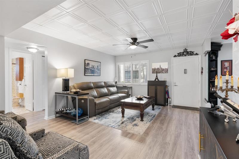 Image 8 of 40 For 5220 Las Verdes  118