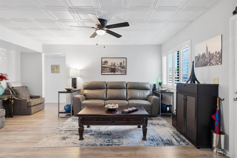 Image 9 of 40 For 5220 Las Verdes  118