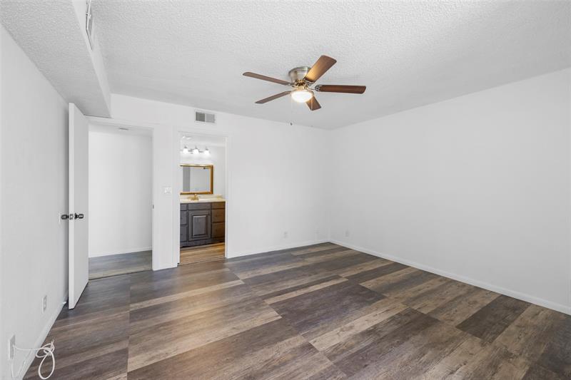 Image 4 of 30 For 7760 50th St  305