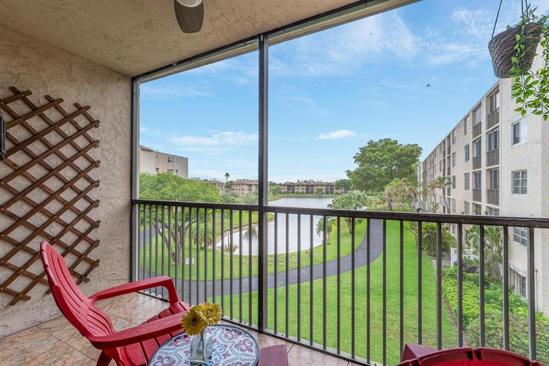 Details for 7860 50th St  307, Lauderhill, FL 33351