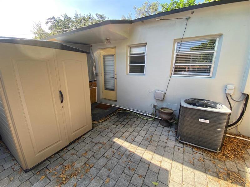 Image 15 of 16 For 2000 Rodman St  1