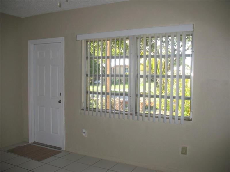 Image 3 of 16 For 2000 Rodman St  1