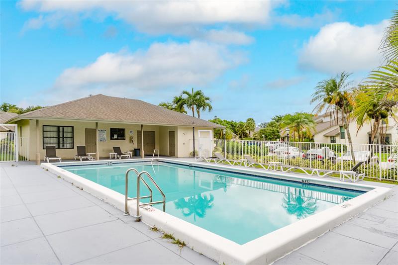 Image 5 of 37 For 9313 Ketay Cir