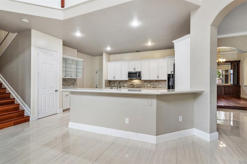 Image 16 of 48 For 864 123rd Dr