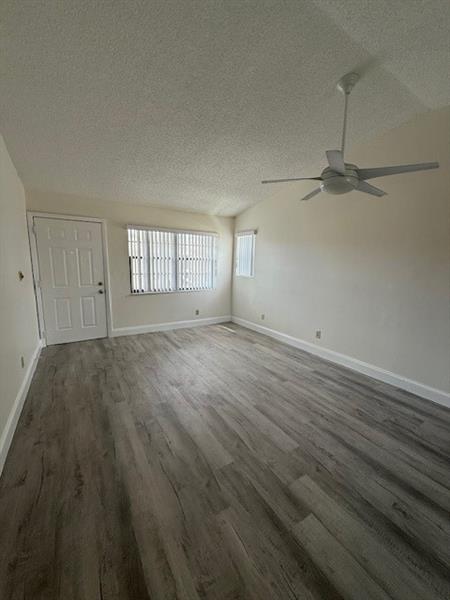 Image 10 of 21 For 9430 Boca Cove Cir  209