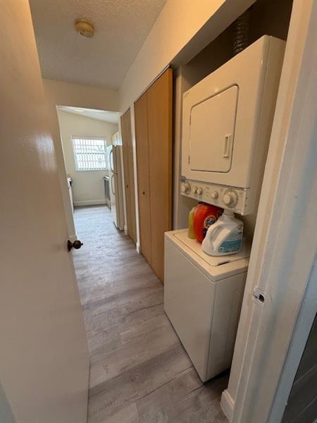 Image 18 of 21 For 9430 Boca Cove Cir  209