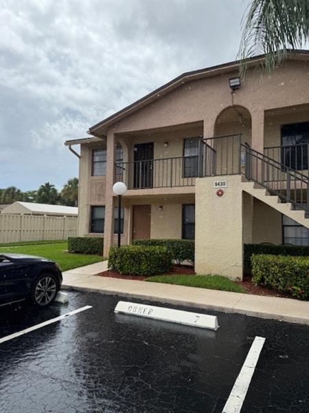 Image 5 of 21 For 9430 Boca Cove Cir  209