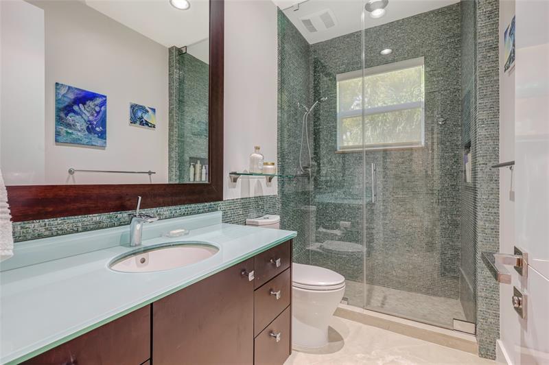 Image 16 of 65 For 10792 Pine Lodge Trl