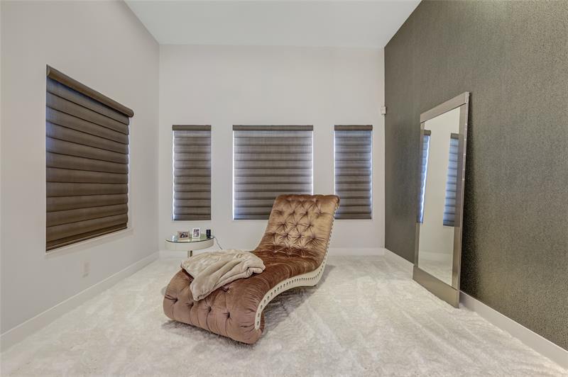 Image 20 of 65 For 10792 Pine Lodge Trl