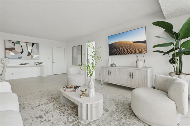 Image 13 of 48 For 2701 Ocean Blvd  4c