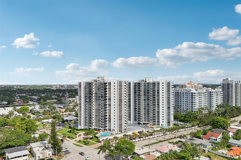 Image 37 of 48 For 2701 Ocean Blvd  4c
