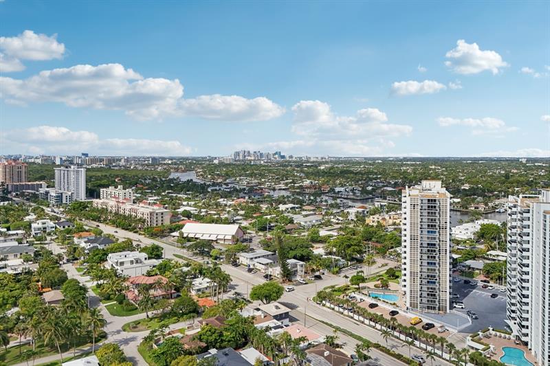 Image 44 of 48 For 2701 Ocean Blvd  4c