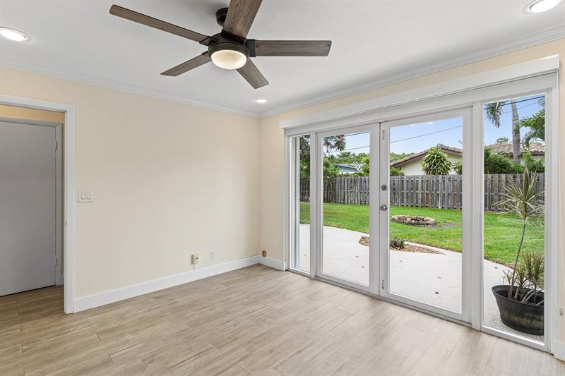 Image 17 of 29 For 2741 53rd St