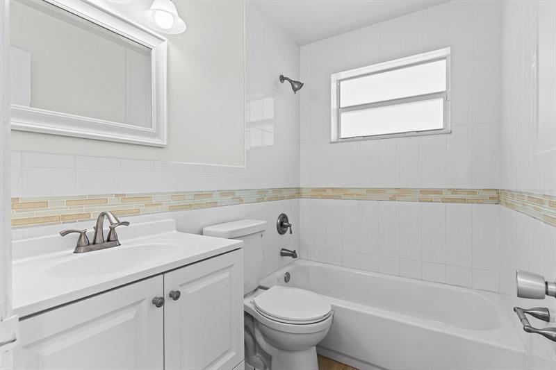 Image 18 of 29 For 2741 53rd St