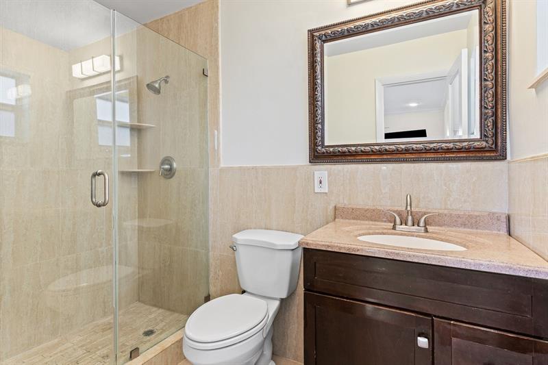 Image 22 of 29 For 2741 53rd St