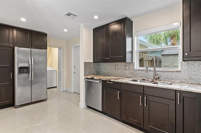 Image 9 of 29 For 2741 53rd St