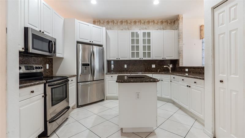 Image 11 of 33 For 4066 Coontie Ct