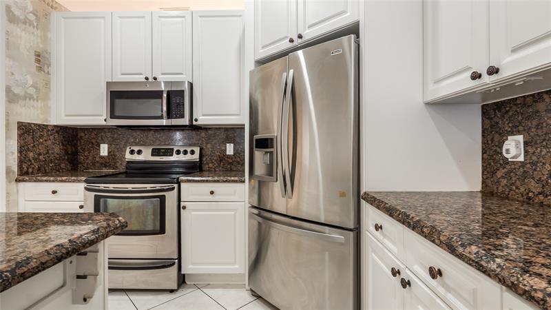 Image 12 of 33 For 4066 Coontie Ct