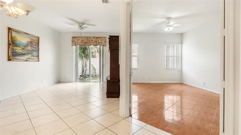 Image 14 of 33 For 4066 Coontie Ct