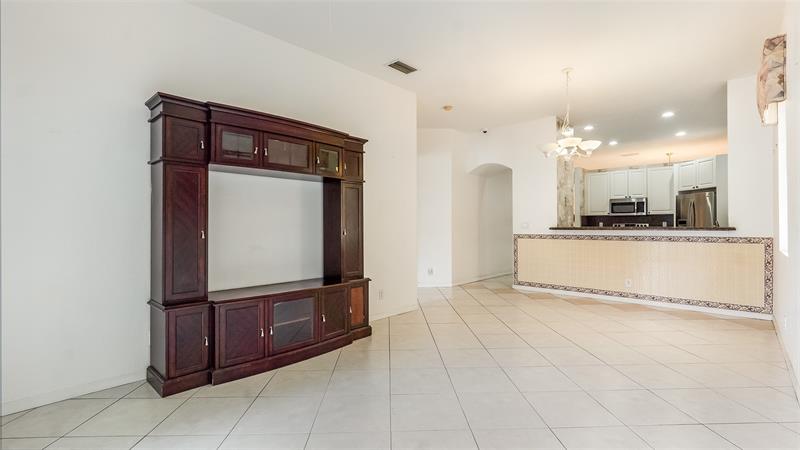 Image 17 of 33 For 4066 Coontie Ct