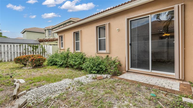 Image 28 of 33 For 4066 Coontie Ct