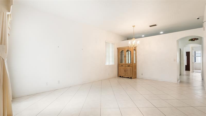 Image 8 of 33 For 4066 Coontie Ct