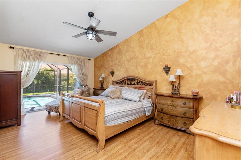Image 28 of 65 For 9910 53rd Ct