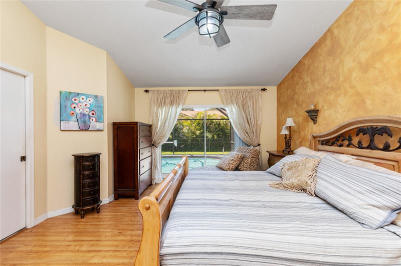 Image 29 of 65 For 9910 53rd Ct