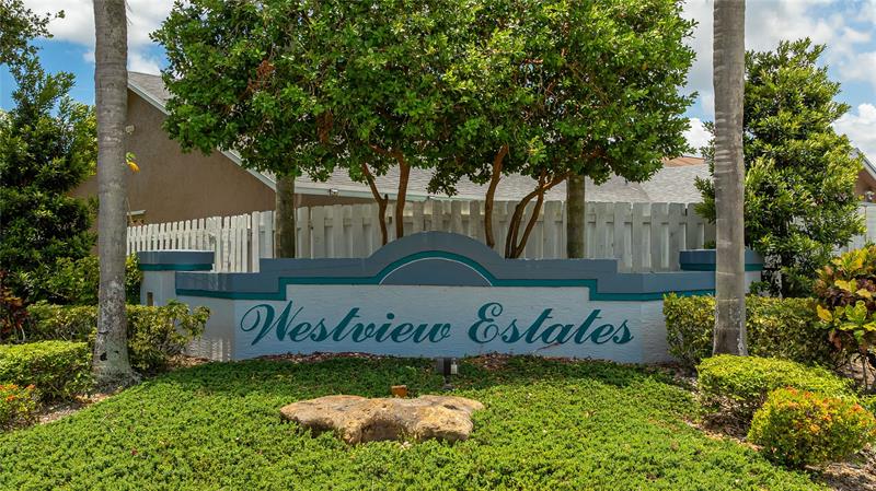 Image 3 of 65 For 9910 53rd Ct