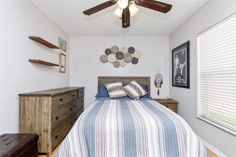 Image 32 of 65 For 9910 53rd Ct