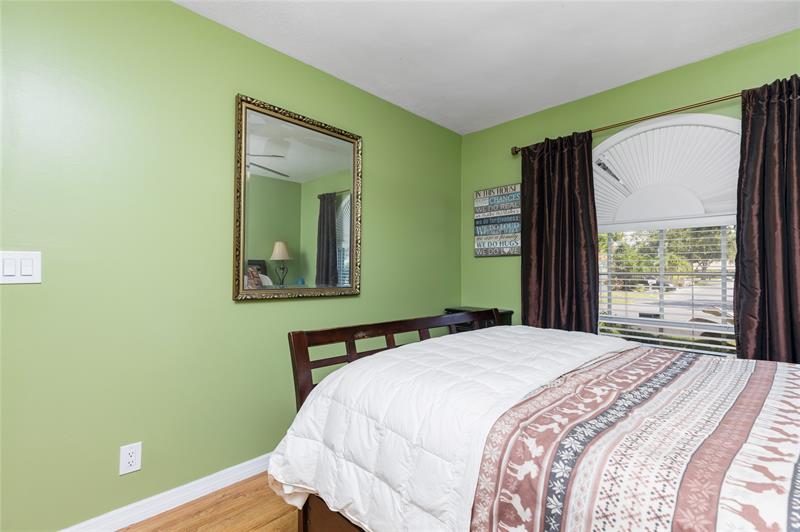 Image 34 of 65 For 9910 53rd Ct