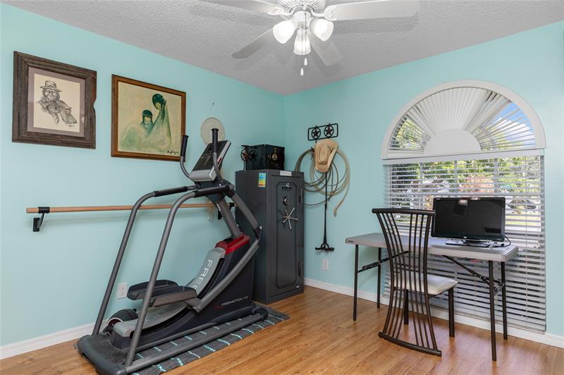Image 35 of 65 For 9910 53rd Ct