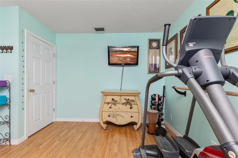 Image 37 of 65 For 9910 53rd Ct