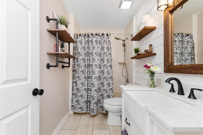 Image 40 of 65 For 9910 53rd Ct