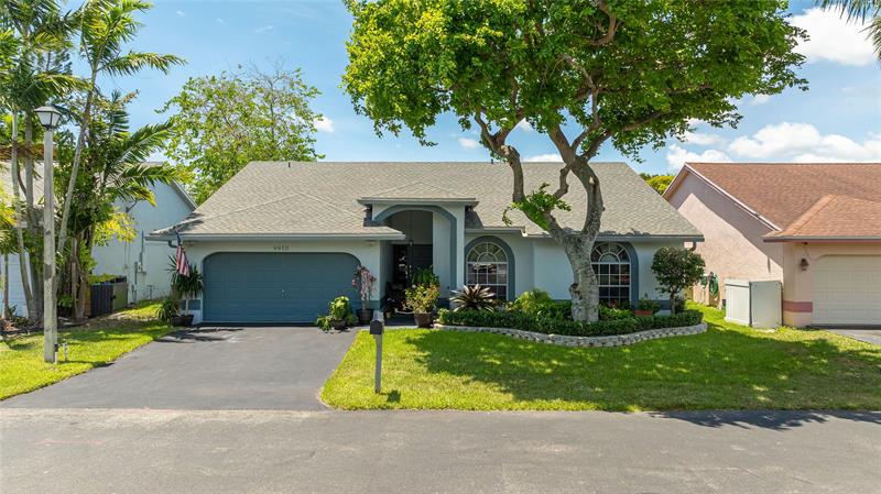 Image 45 of 65 For 9910 53rd Ct