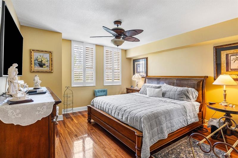 Image 22 of 62 For 610 Las Olas Blvd  517