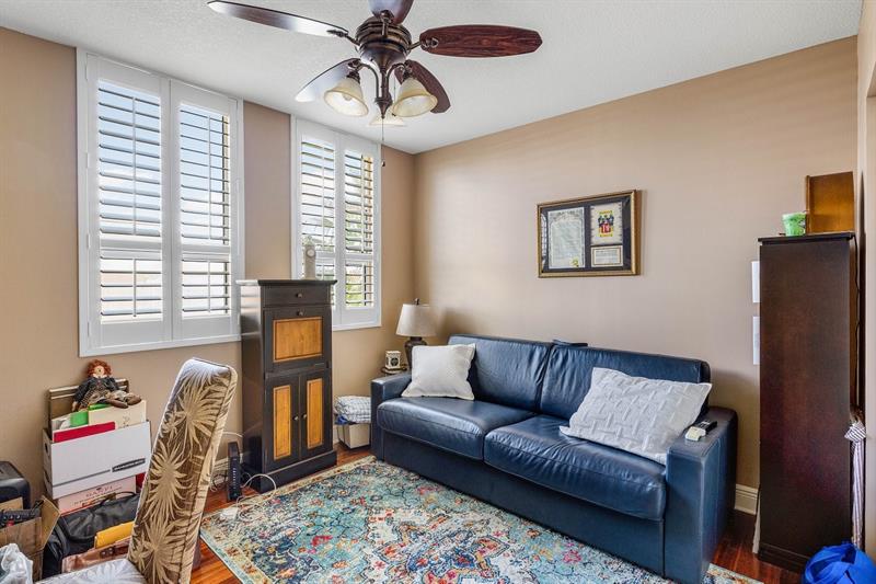 Image 29 of 62 For 610 Las Olas Blvd  517