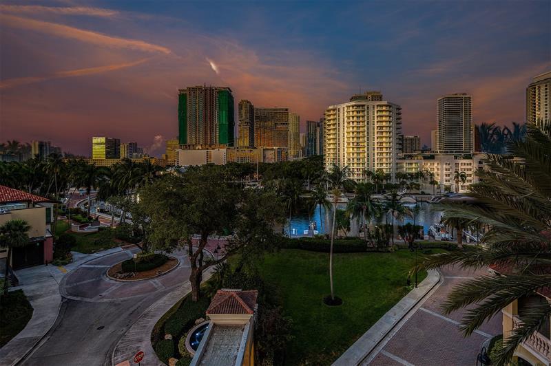 Image 39 of 62 For 610 Las Olas Blvd  517