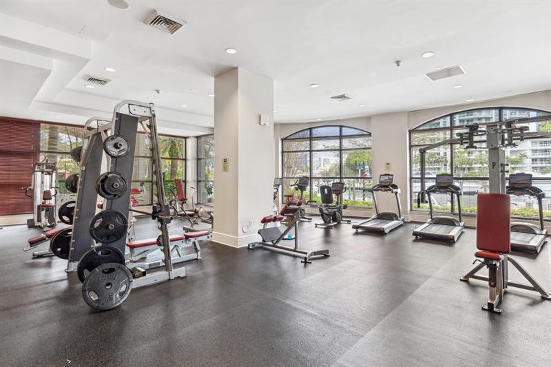 Image 47 of 62 For 610 Las Olas Blvd  517
