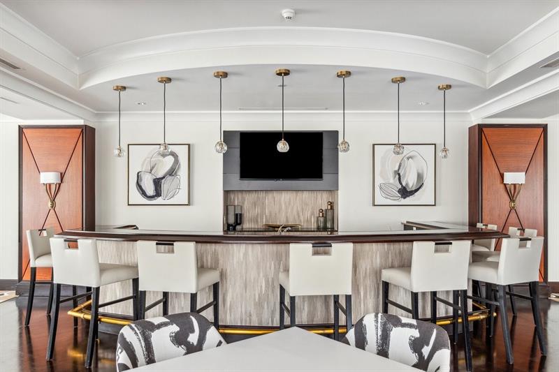 Image 50 of 62 For 610 Las Olas Blvd  517