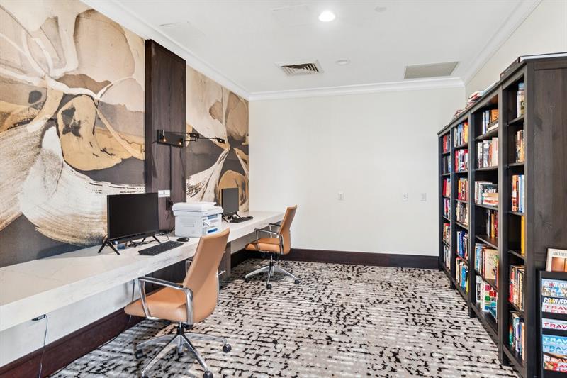 Image 51 of 62 For 610 Las Olas Blvd  517