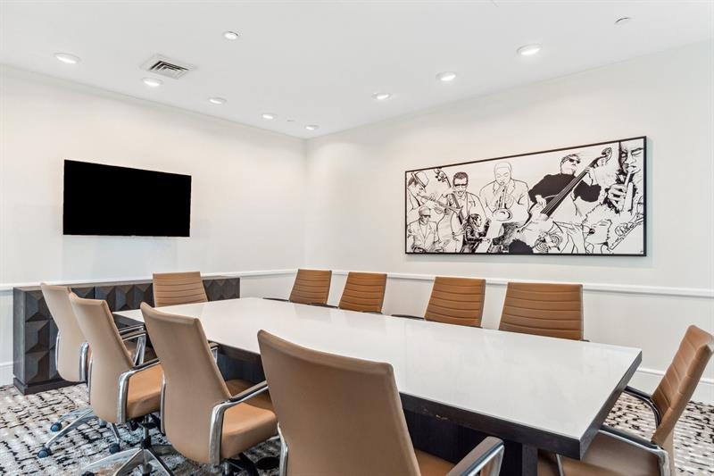 Image 52 of 62 For 610 Las Olas Blvd  517