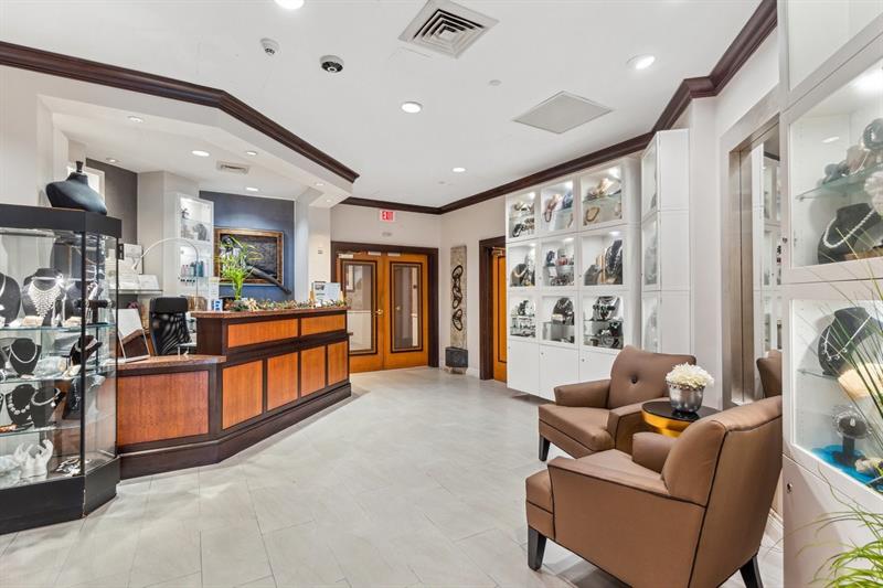 Image 57 of 62 For 610 Las Olas Blvd  517