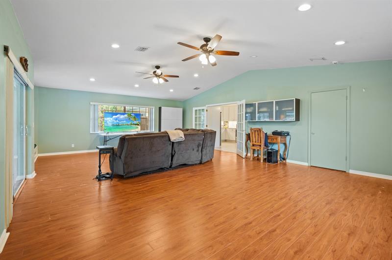 Image 17 of 35 For 5191 188th Ave